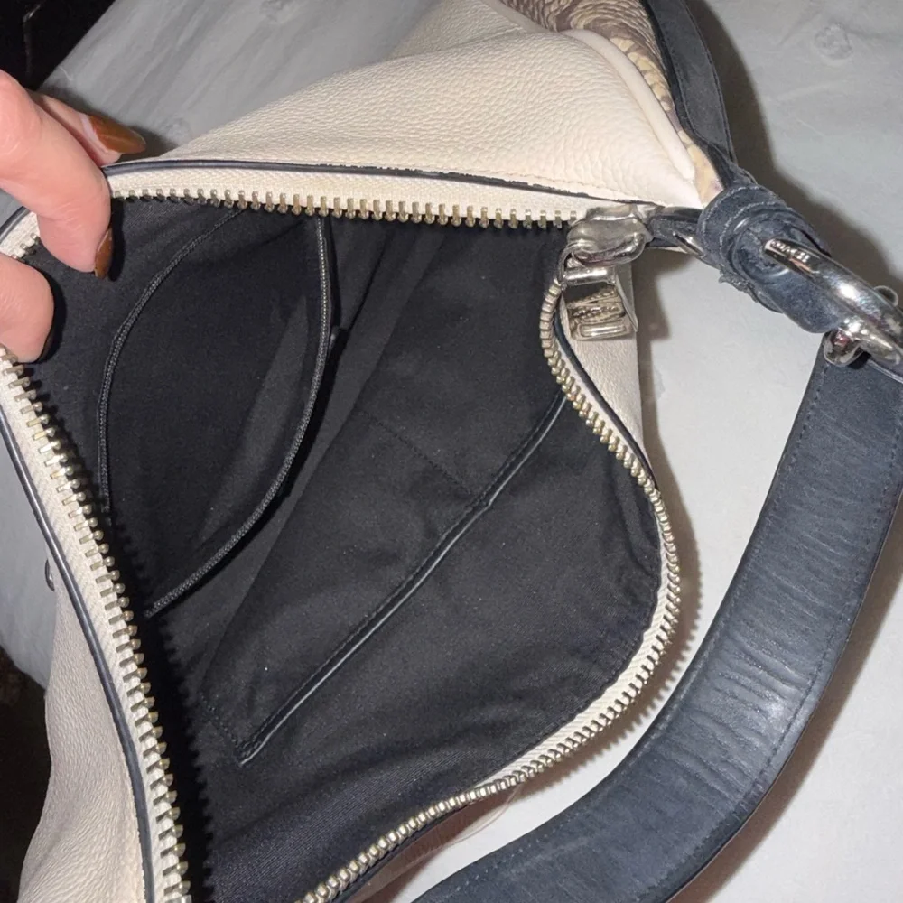 Coach Cream and Tan Hobo Bag - Picture 6 of 6